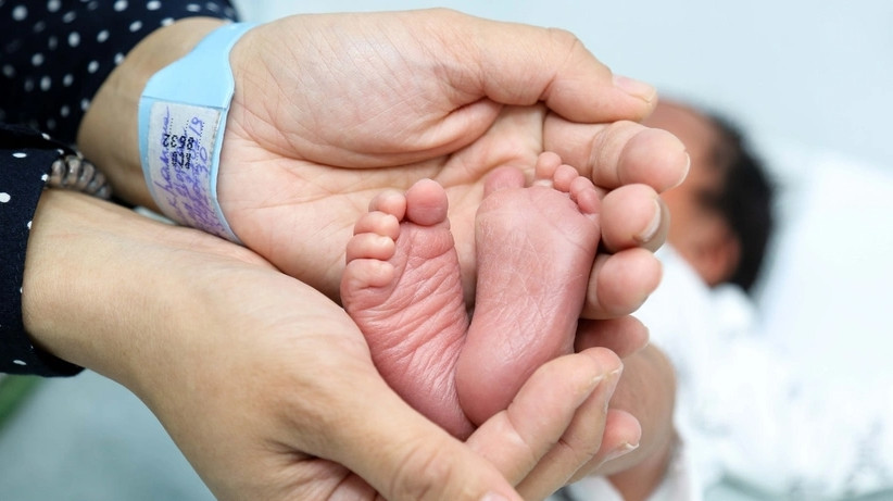 За 11 месяцев в Азербайджане родились 2930 близнецов, 93 тройни
 