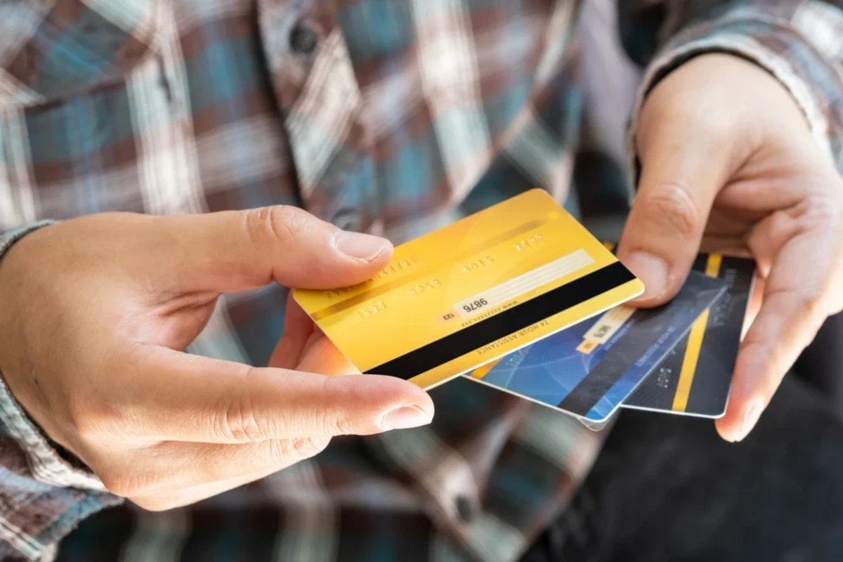 Мигрантам в России хотят запретить иметь несколько счетов в банке
 