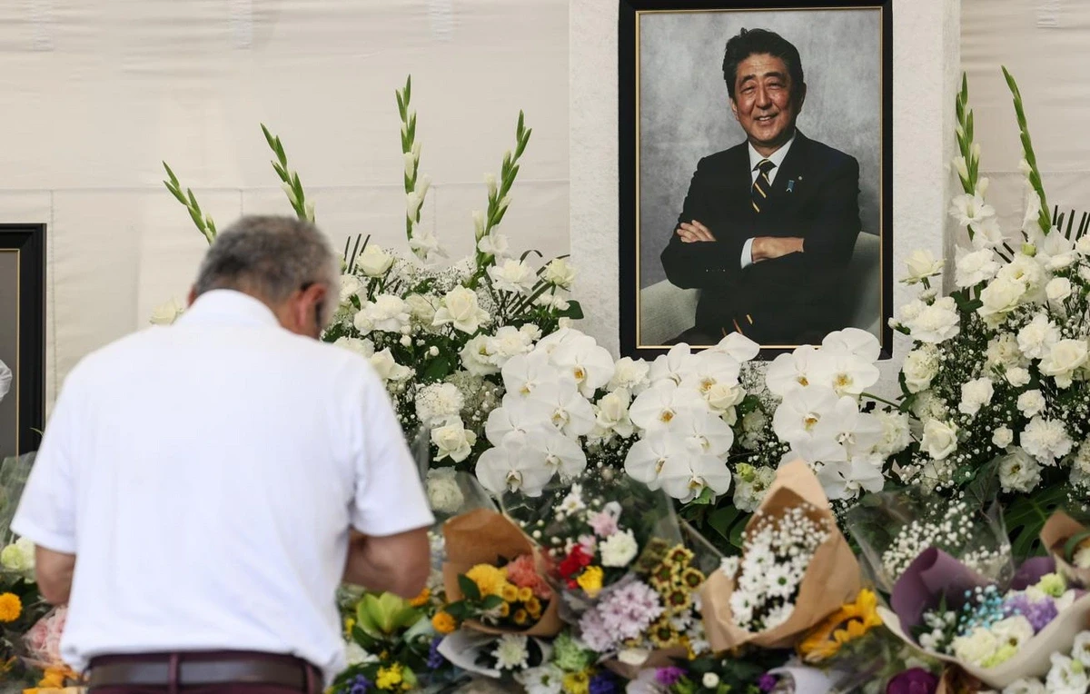 Суд вынес пожизненный приговор убийце бывшего премьер-министра Японии
 