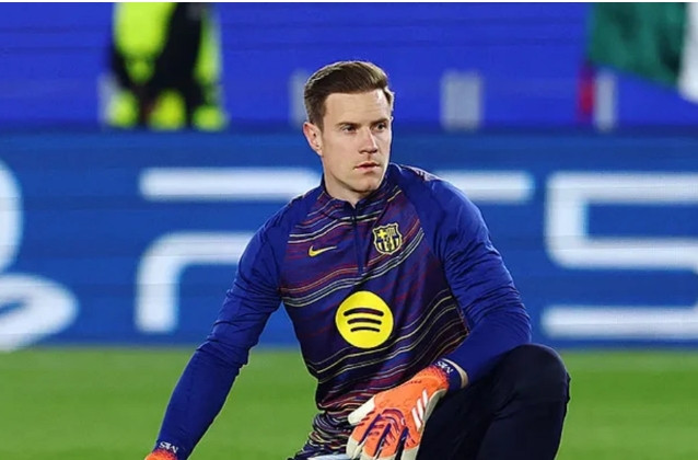 Тер Штеген уходит из 'Барселоны'
 