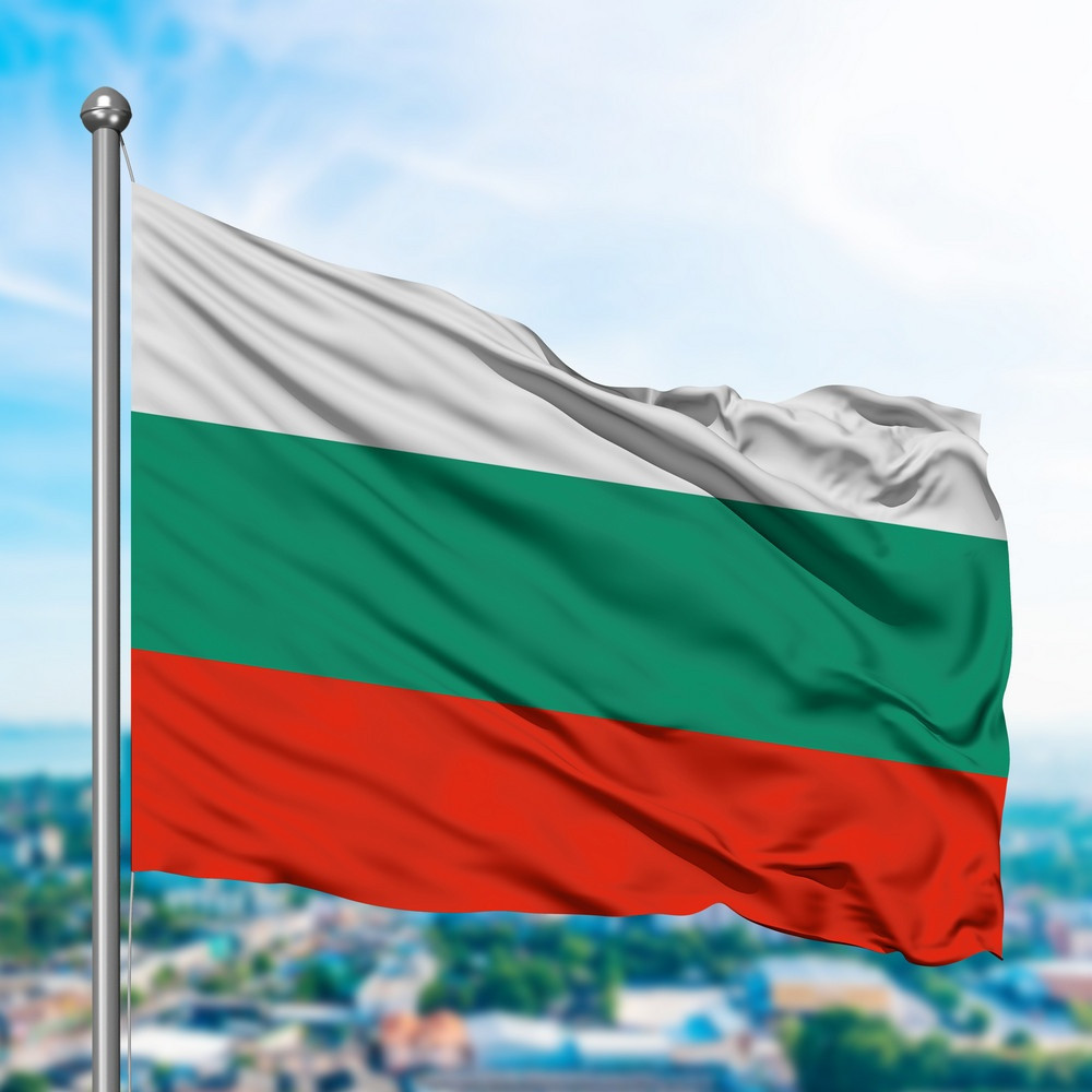 Болгария пишет историю: впервые женщину назначили президентом
 