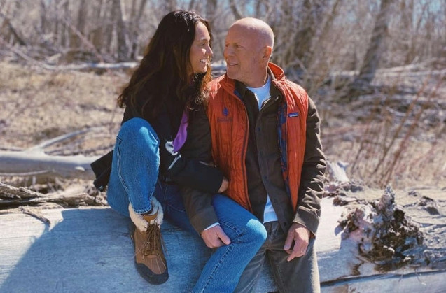 Супруга Брюса Уиллиса рассказала, что актер не осознает своего диагноза
 