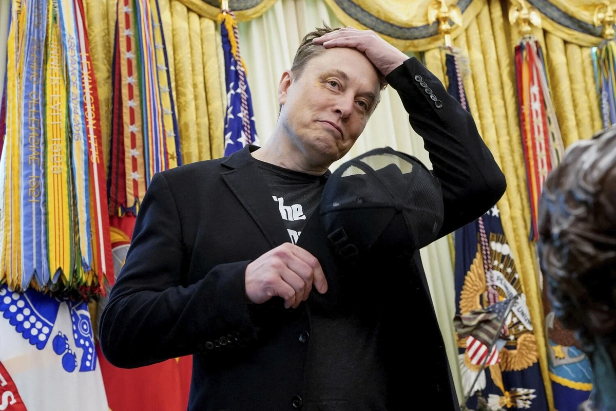 Маск ищет способы объединения своей империи
 