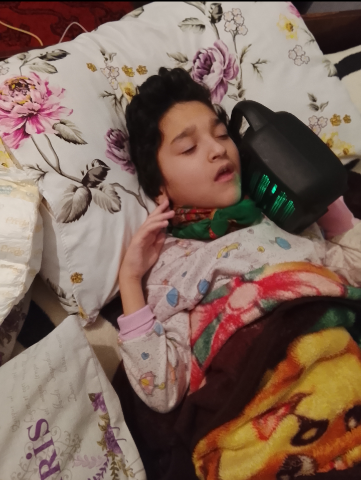 Мать просит помощи для тяжело больного сына - ФОТО
 