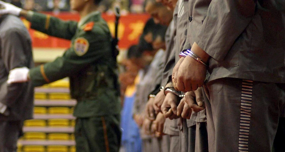 Четыре человека казнены в Китае за тяжкие преступления
 