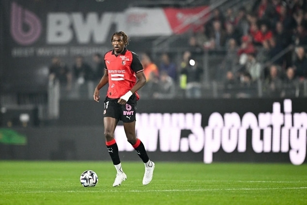 'Ливерпуль' подписал 20-летнего защитника 'Ренна'
 