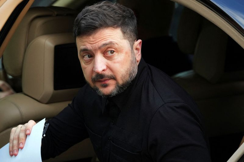 Имя Зеленского всплыло в файлах по делу Эпштейна
 