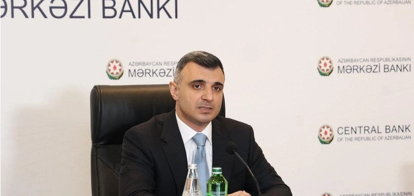 Талех Кязымов: ажиотажа вокруг курса маната нет, процесс дедолларизации продолжается
 