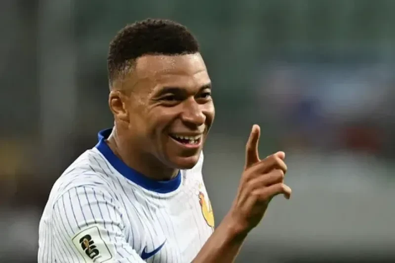 Мбаппе требует от ПСЖ 6 миллионов евро
 