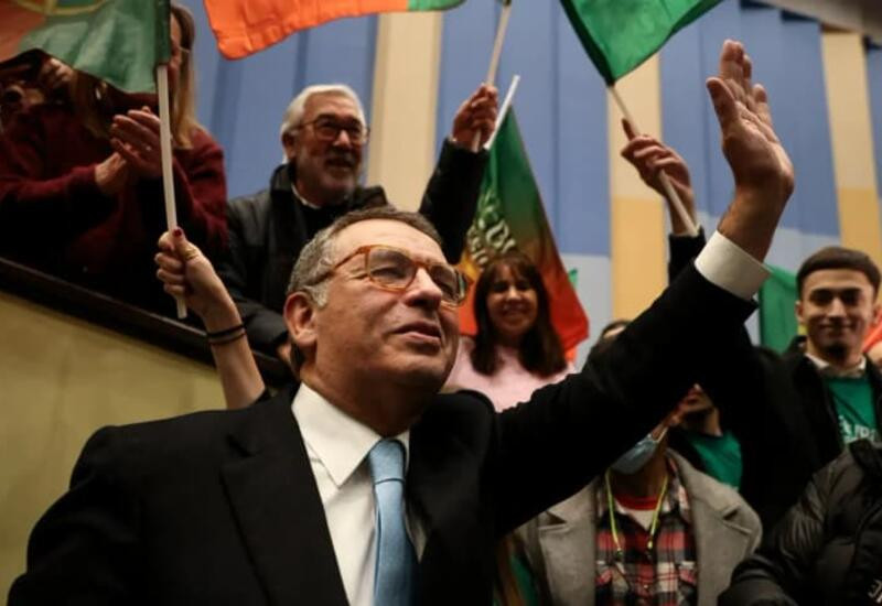 Антониу Жозе Сегуру избран президентом Португалии
 