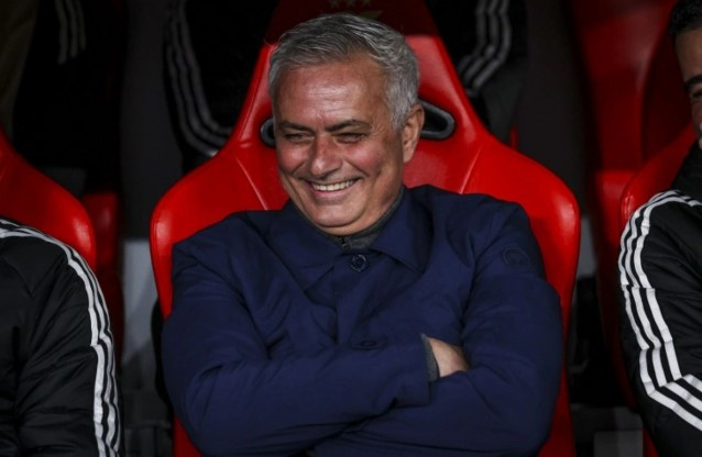 Жозе Моуринью может возглавить сборную Португалии
 