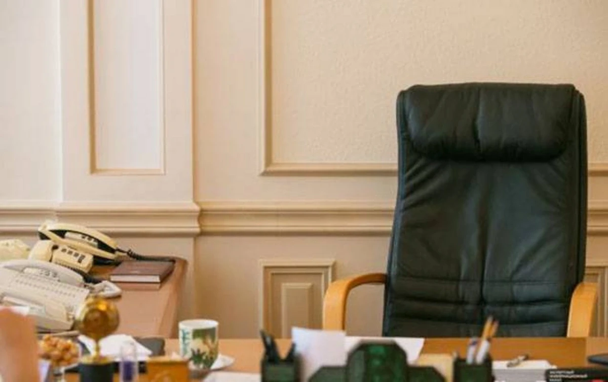 Старший консультант ИВ Товузского района лишилась должности
 