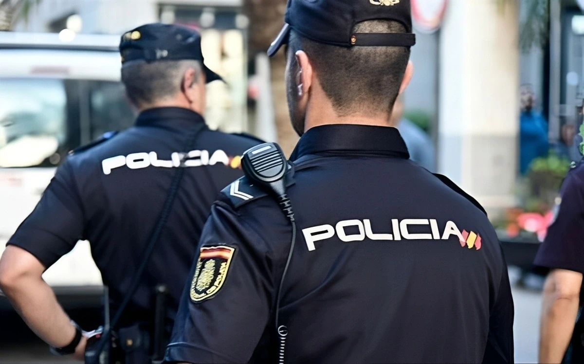 Британку арестовали в Испании после обнаружения кокаина в крови ее младенца
 