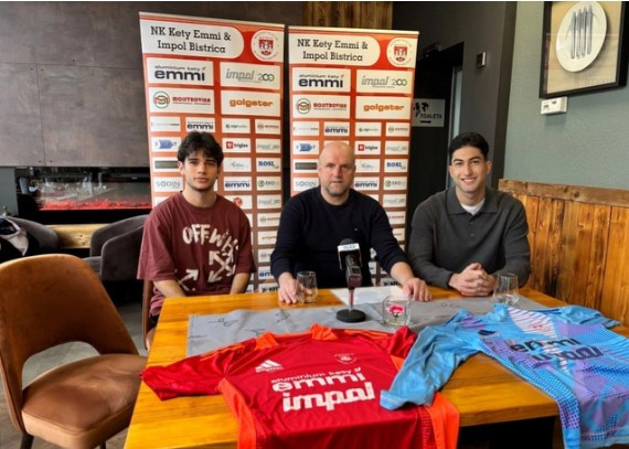 'Барселона' отправила азербайджанского вратаря в аренду
 