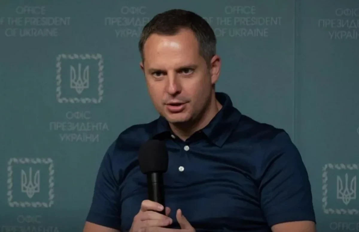 МВД Украины объявило в розыск бывшего замглавы офиса Зеленского Ростислава Шурму
 