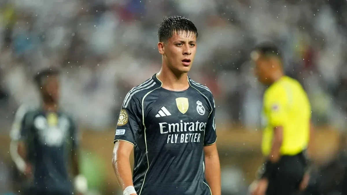 Арда Гюлер опроверг слухи о конфликте с партнерами по 'Реалу'
 