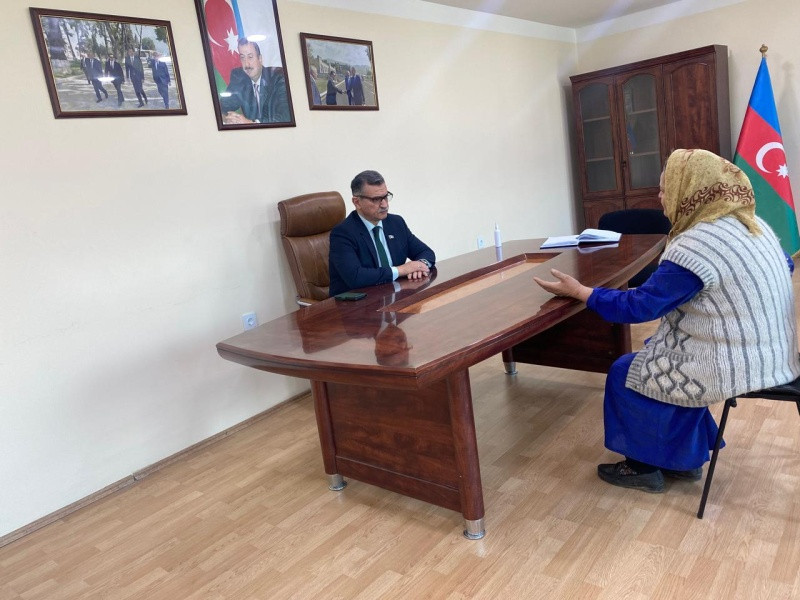 Депутат провёл приём граждан в Исмаиллы и принял участие в церемонии прощания с шехидом - ФОТО
 