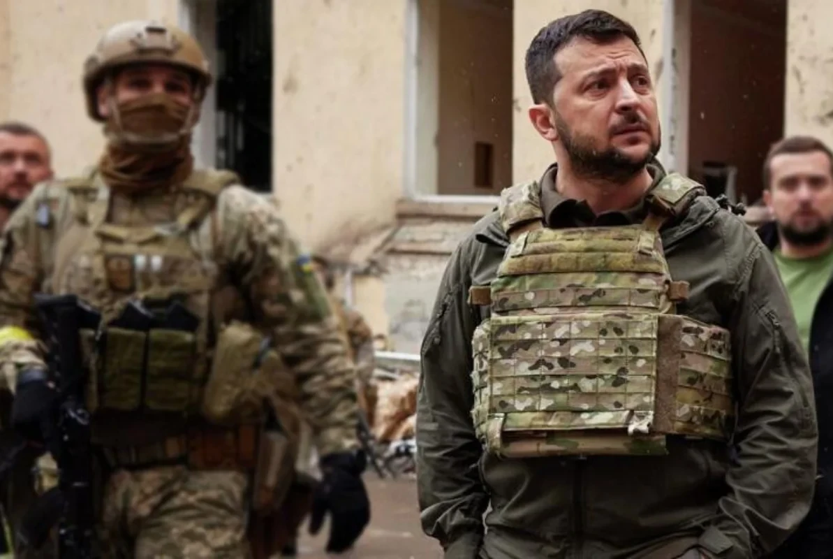 Зеленский потребовал от Европы оплатить Украине контрактную армию
 