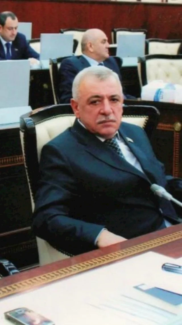 В Турции экс-депутат Милли Меджлиса скончался во время операции
 