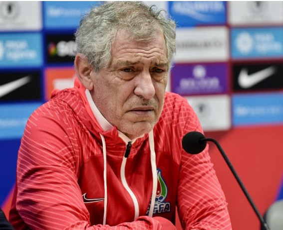 Какие предложения получил Сантуш после ухода из сборной Азербайджана?
 