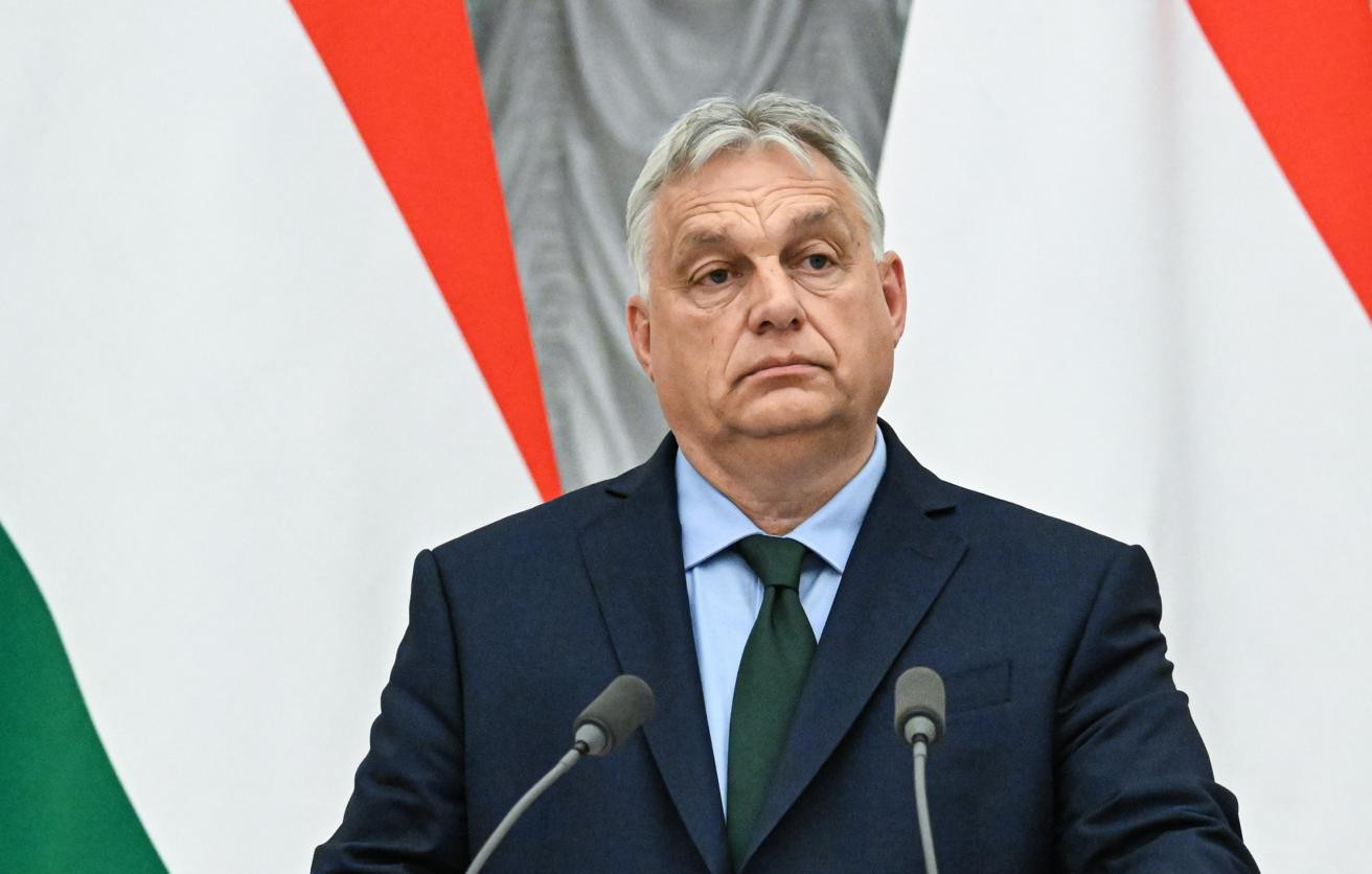 Орбан: Венгрия разрушит 'нефтяную блокаду' со стороны Украины
 