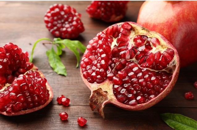Ученые обнаружили в листьях граната соединение, способное защищать нервы и сердце
 