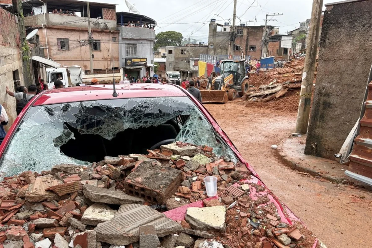 Наводнения в Бразилии привели к гибели 59 человек, 15 граждан пропали без вести
 