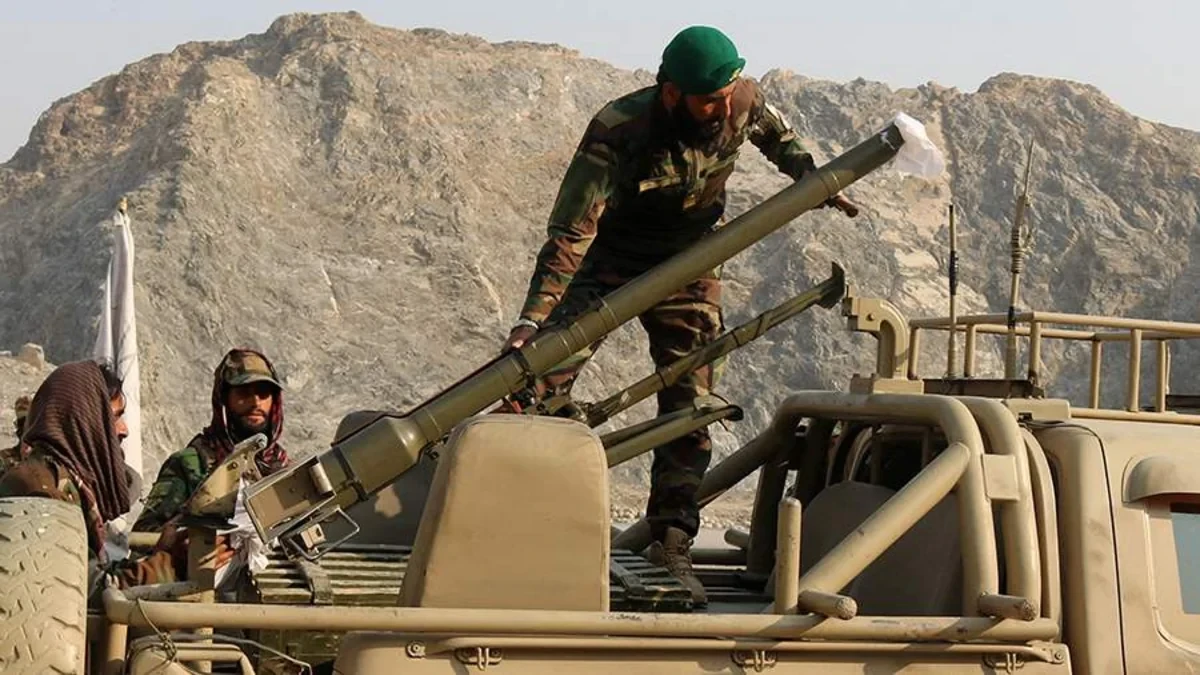 ВВС Афганистана нанесли новые удары по военным базам и лагерям в Пакистане
 