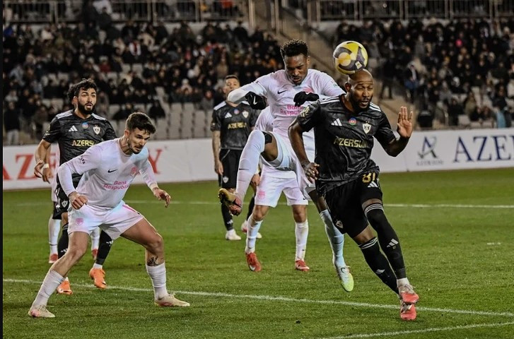 'Карабах' и 'Сабах' повторили исторический рекорд
 