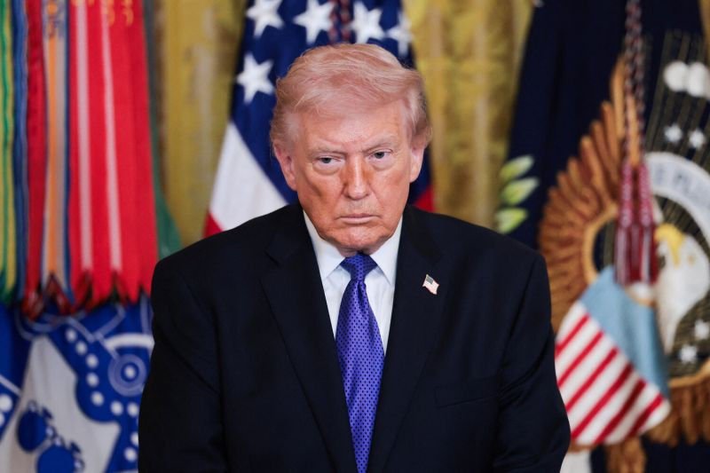 Трампу предсказали проигрыш на выборах в Конгресс из-за наземной операции в Иране
 