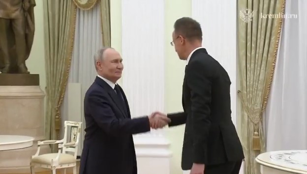 Сийярто обсудил с Путиным энергетическую безопасность и освобождение пленных
 