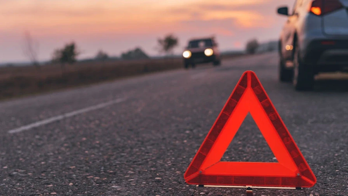 В Баку автомобиль врезался в грузовик, водитель погиб
 