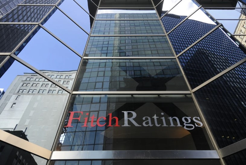 Fitch Ratings не ожидает перехода Азербайджана к гибкому валютному курсу
 