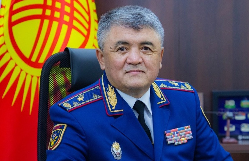 Президент Кыргызстана уволил главу МЧС спустя три недели после назначения
 
