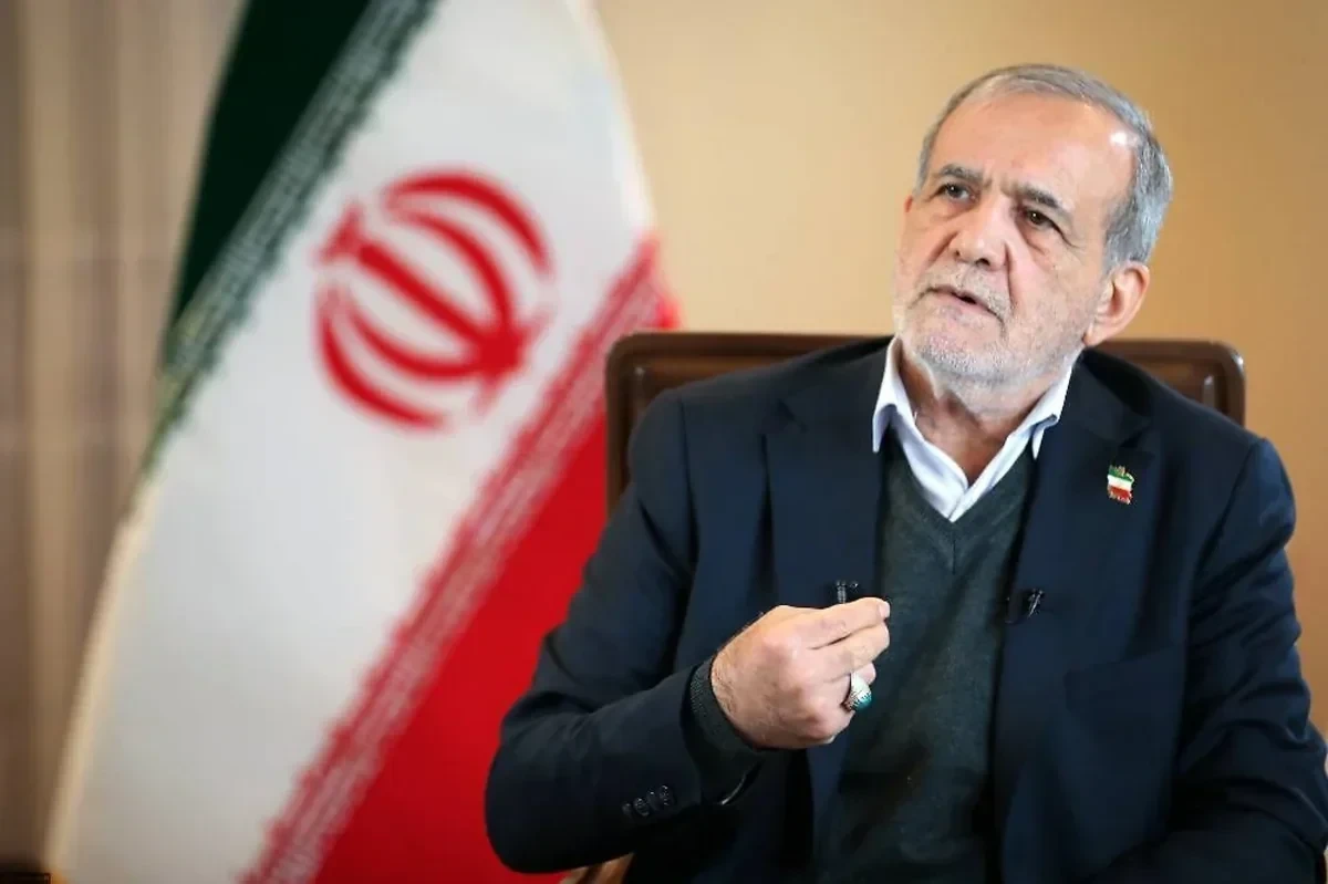 Пезешкиан: Иран продолжит бить по военным базам США на Ближнем Востоке
 