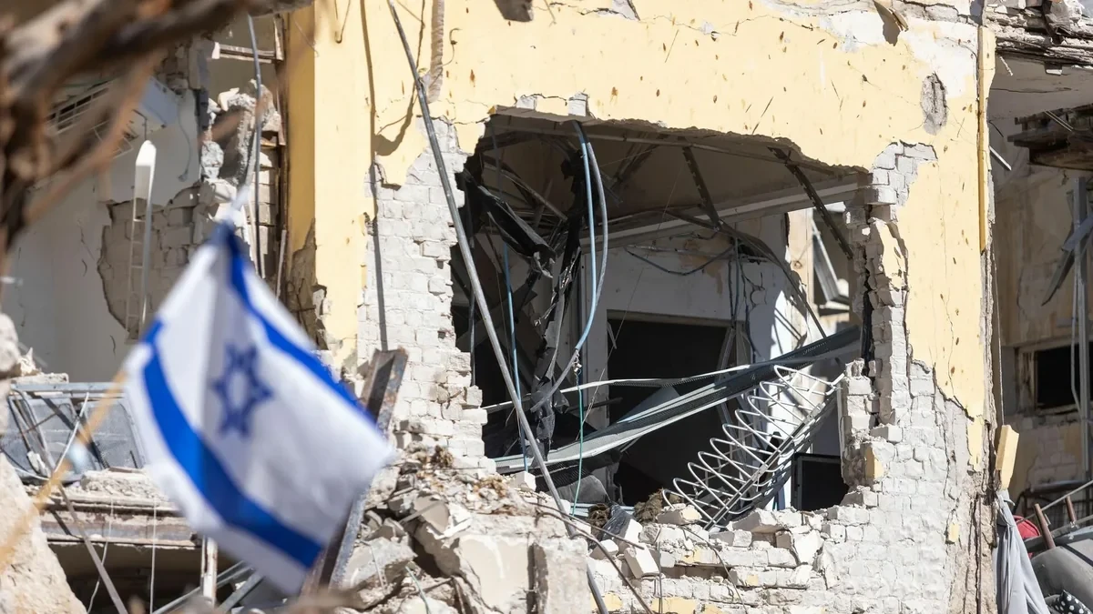 Иран ударил по штабу ЦАХАЛ в районе Беэр-Шева
 