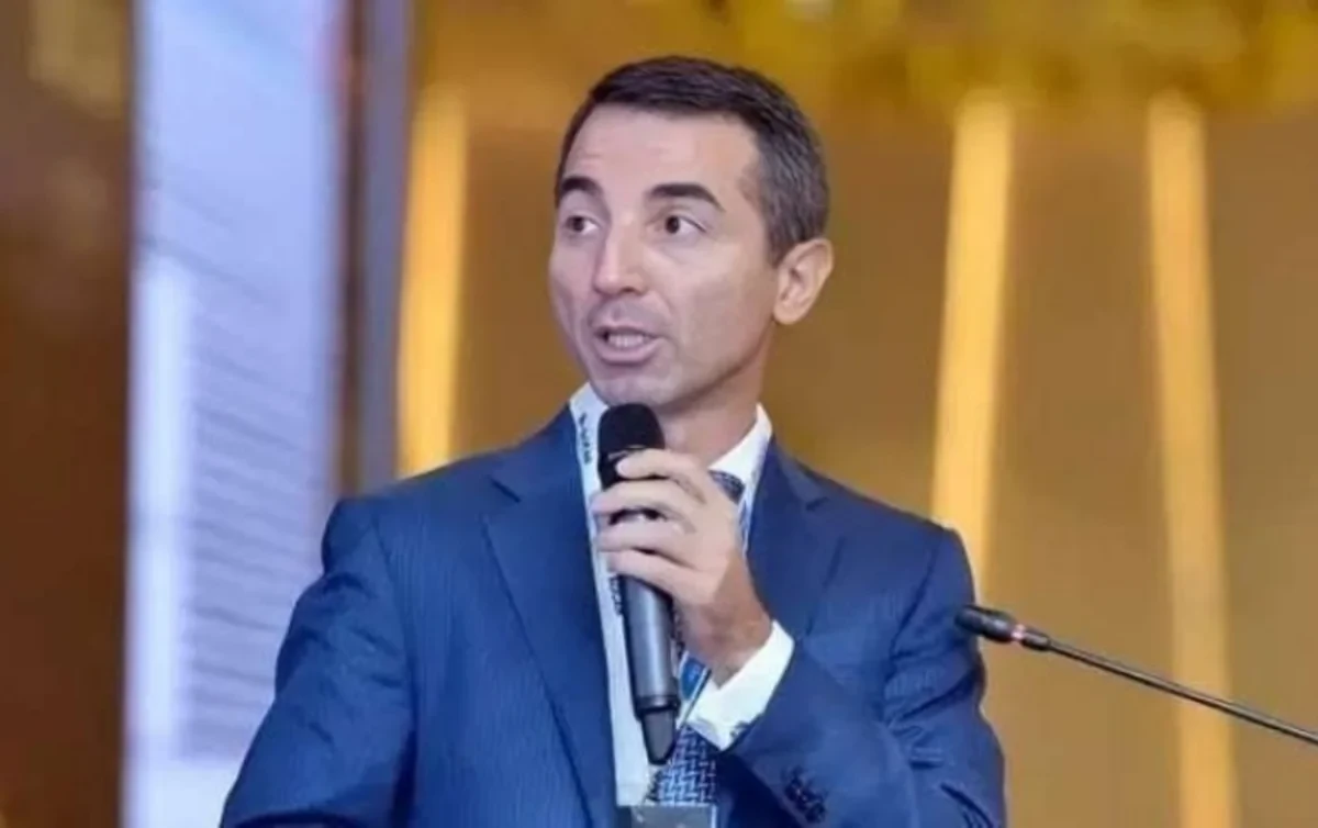 Суд продлил арест Аднана Ахмедзаде
 