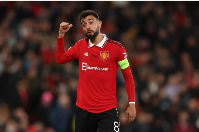 Бруну Фернандеш побил 26-летний рекорд Дэвида Бекхэма
 