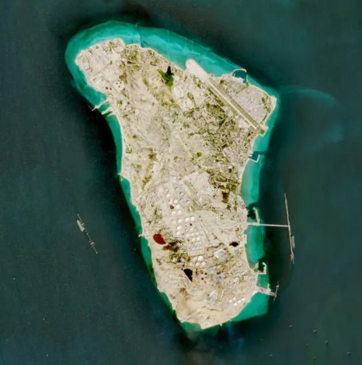 Трамп задумал захват нефтяных объектов на острове Харк?
 