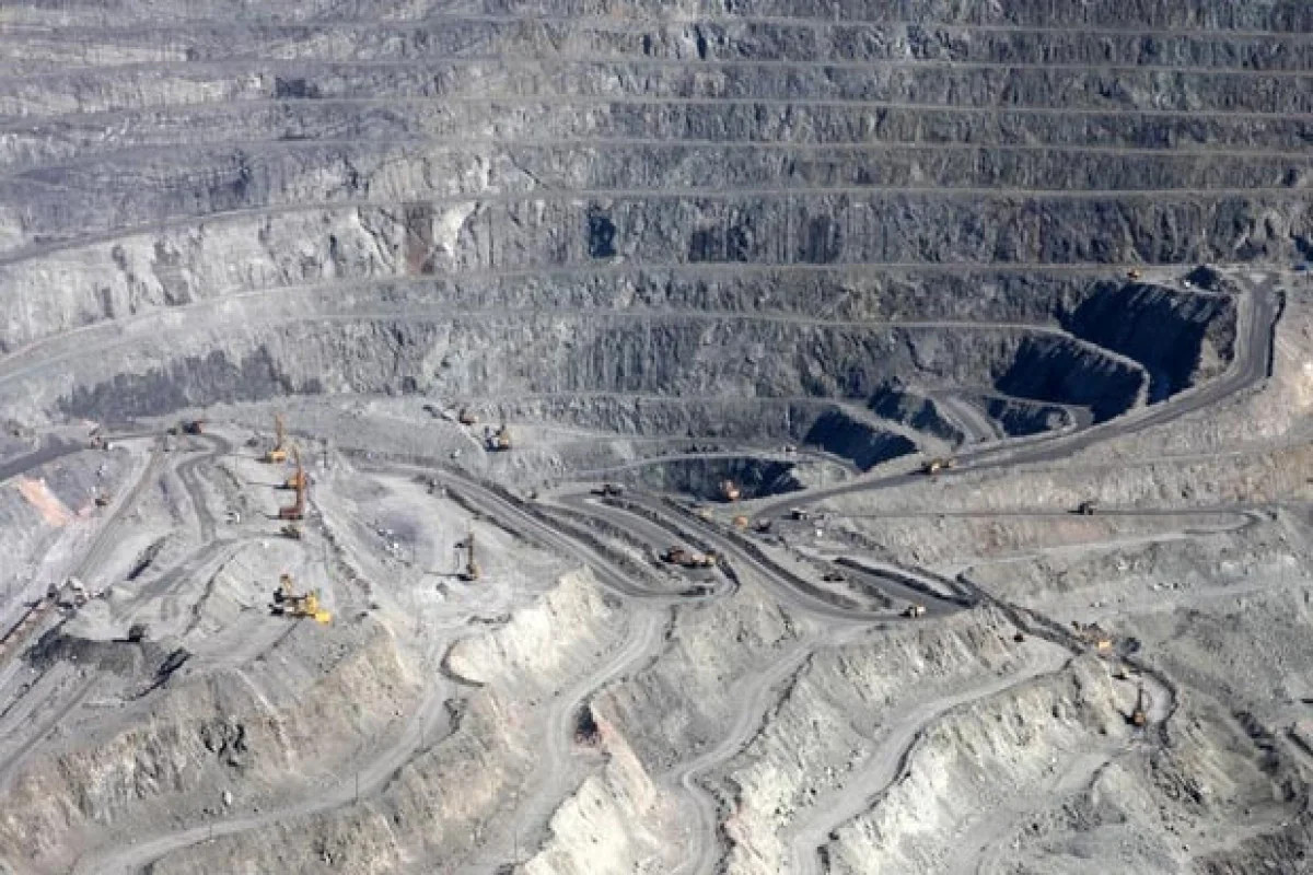 Милли Меджлис принял изменения в закон О недрах
 