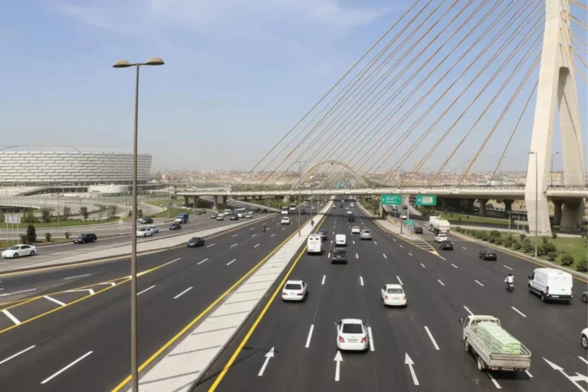 В балансе транспортных услуг Азербайджана в 2025г образовался профицит около $2 млрд
 