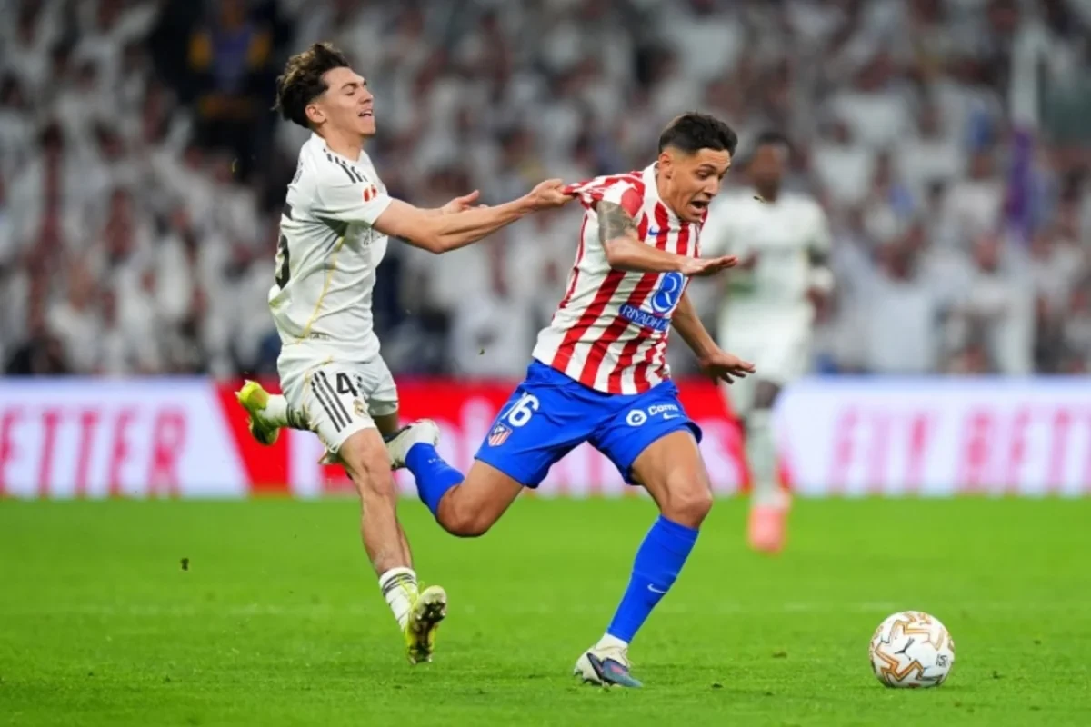 Ла Лига: 'Реал' в меньшинстве обыграл 'Атлетико'
 