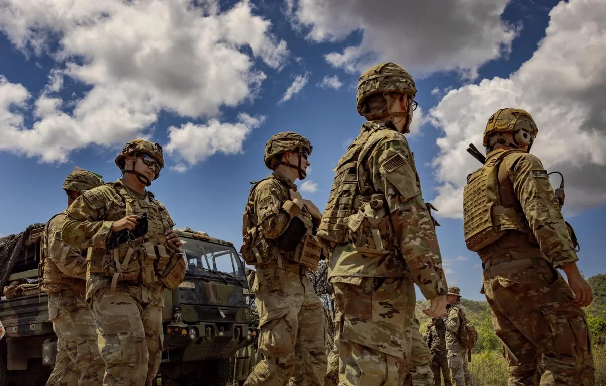 СМИ: США перебрасывают силы на Ближний Восток для возможного захвата иранского острова Харк
 