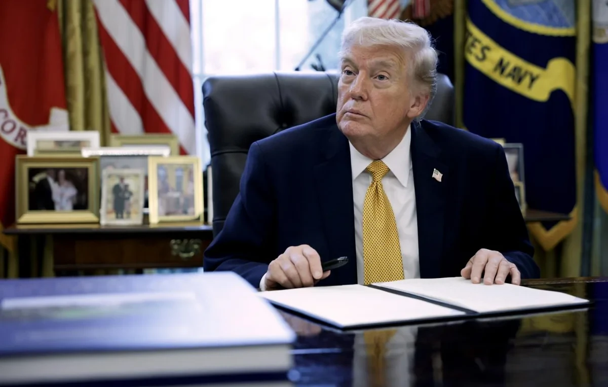 Трамп распорядился ускорить производство оружия в США
 