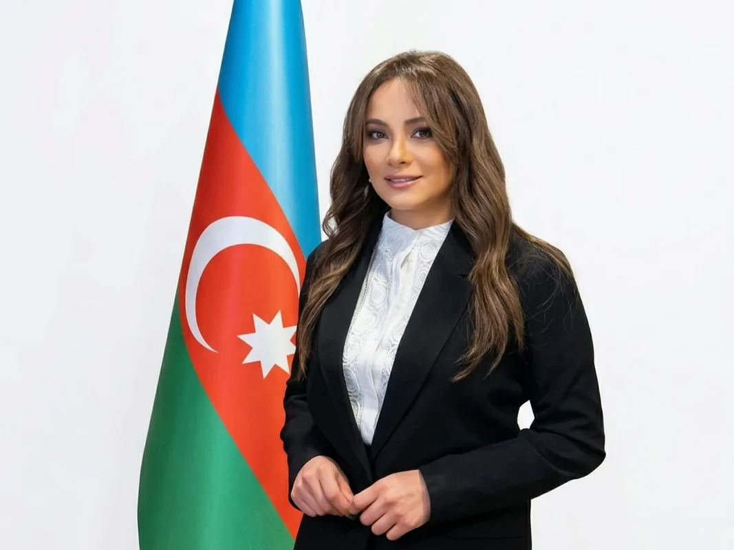 Ведущая AzTV получила новую должность
 