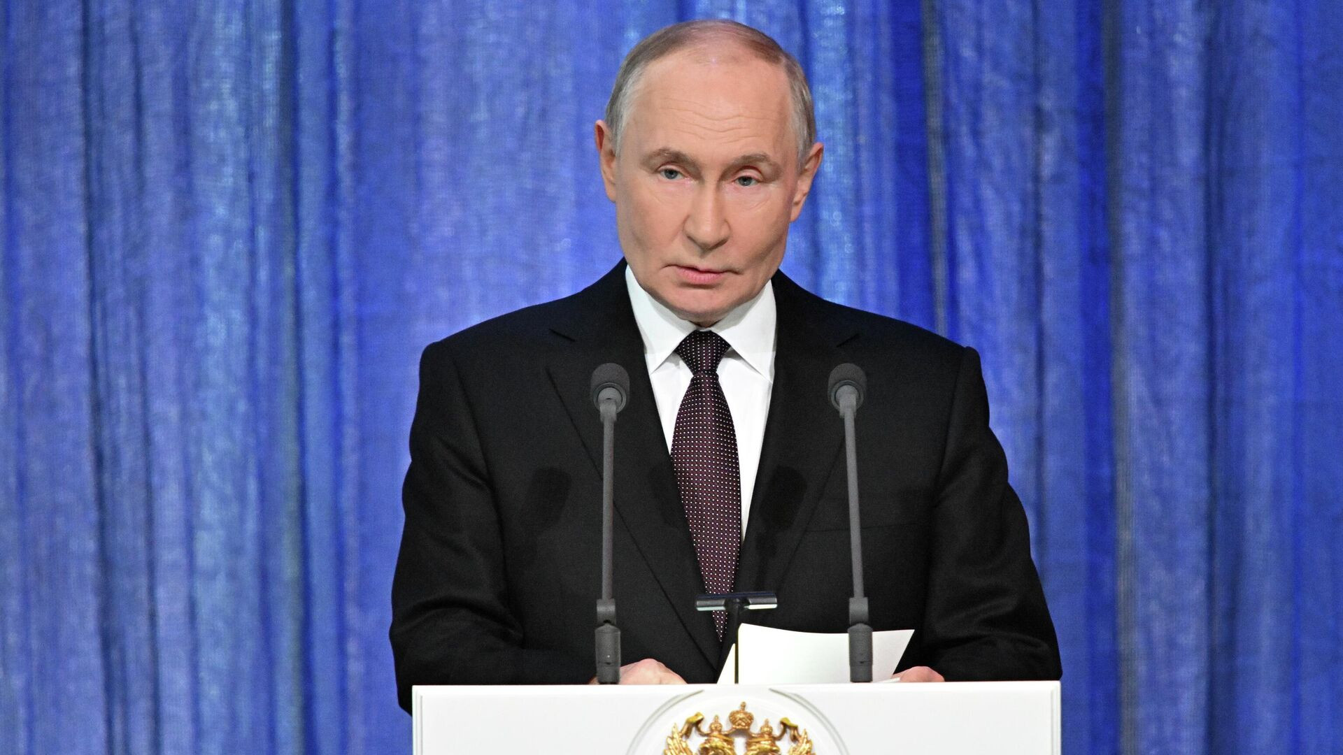 Путин: Россия может предложить миру безопасные логистические маршруты