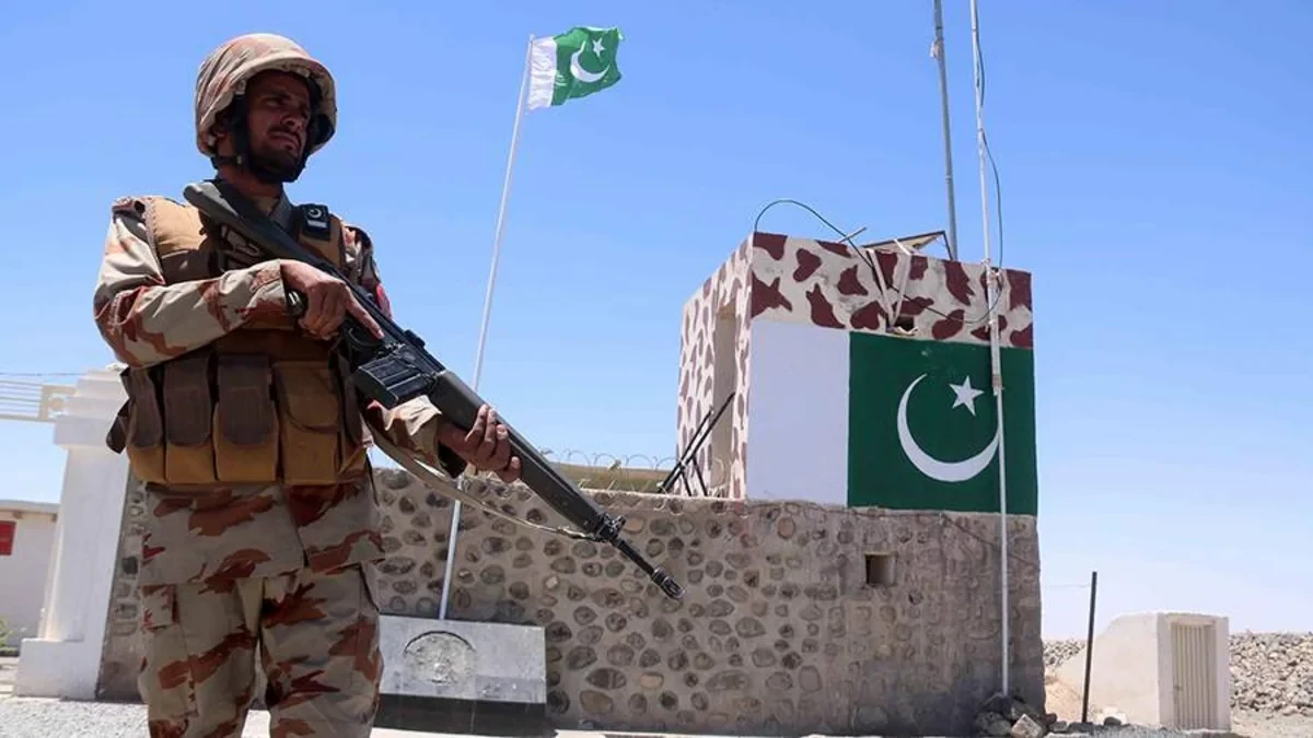 Пакистан опроверг утверждения Афганистана о ликвидации заграждений на границе
 