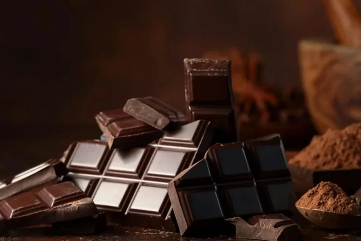 Названа безопасная норма темного шоколада
 