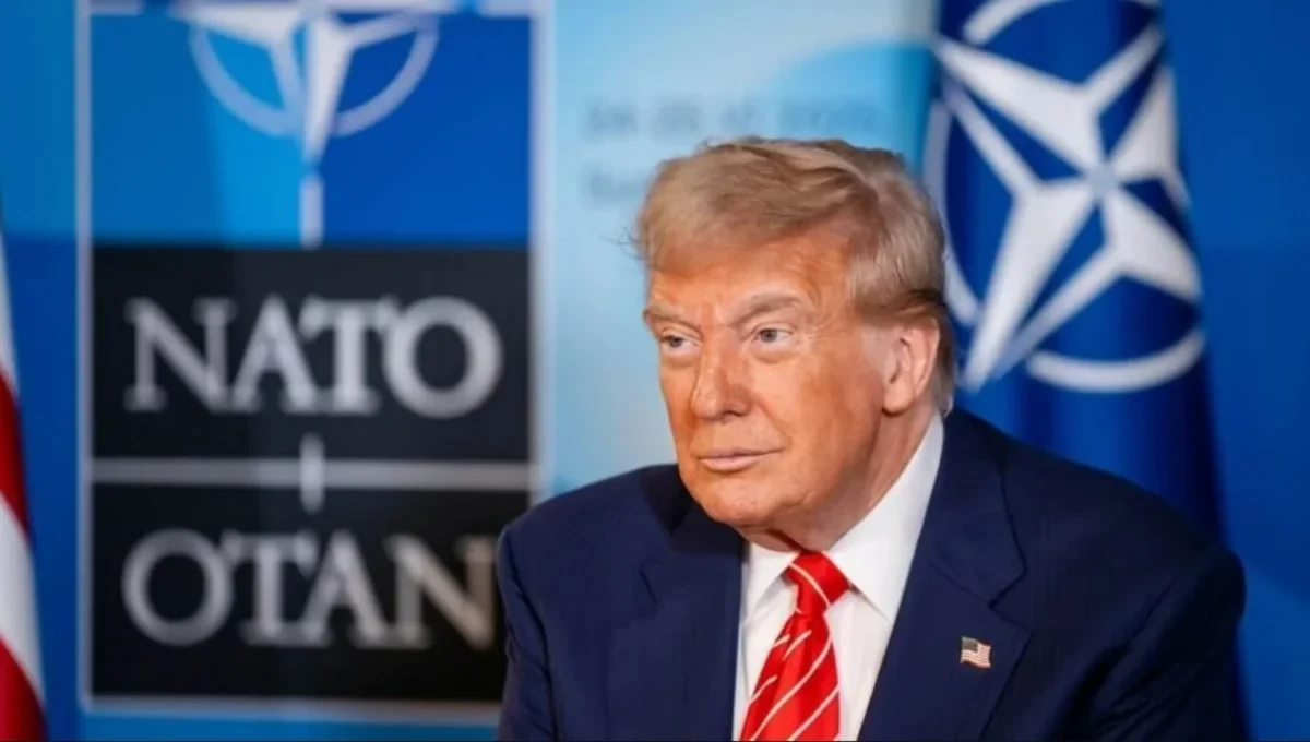 СМИ: Насмешки Трампа над НАТО тревожат европейцев
 