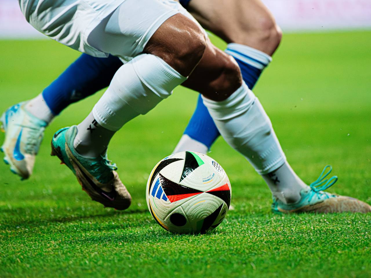 Семь футболистов сборной Эритреи пропали после выездного матча
 